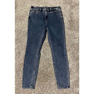 Old Navy Rockstar Super Skinny High Rise Jeans